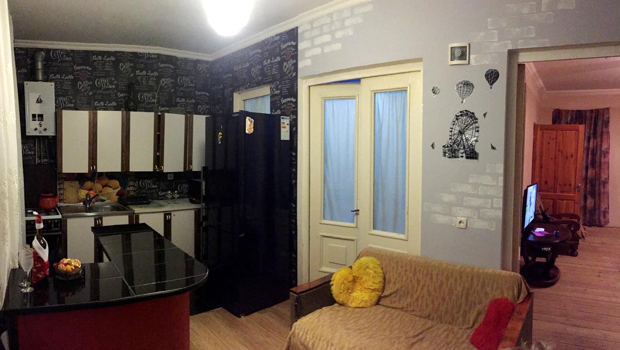 Valera Homestay Тбилиси Экстерьер фото